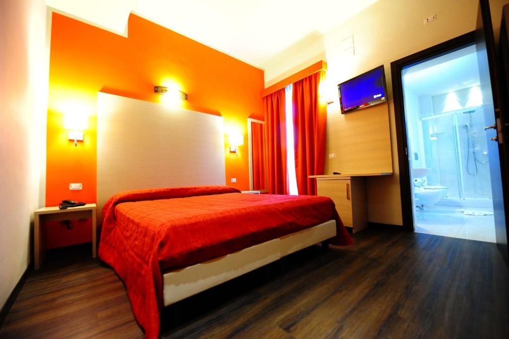 Maiorano Boutique Hotel Manfredonia Ruang foto
