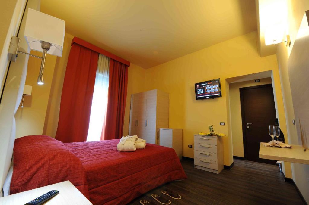 Maiorano Boutique Hotel Manfredonia Ruang foto