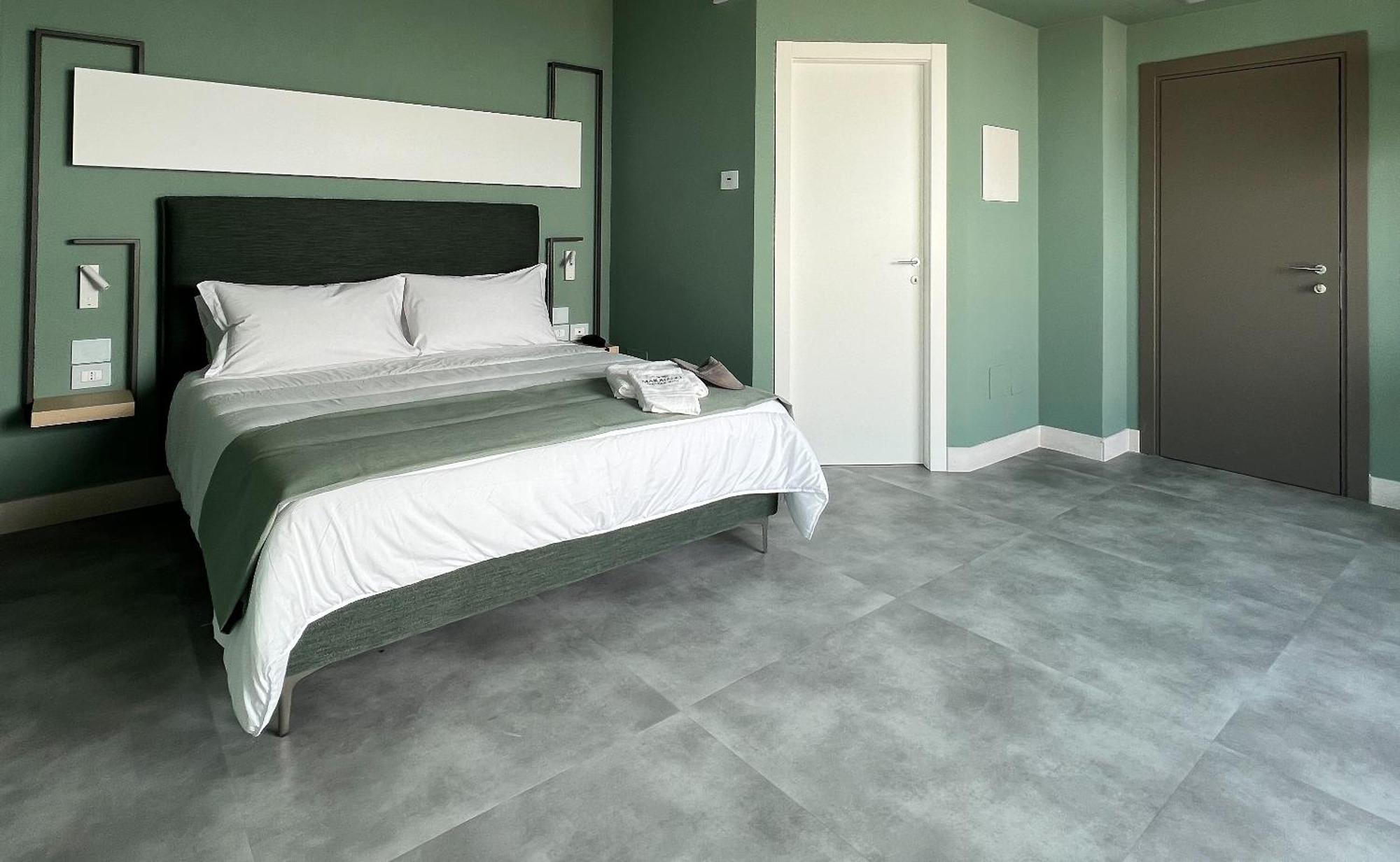 Maiorano Boutique Hotel Manfredonia Bagian luar foto