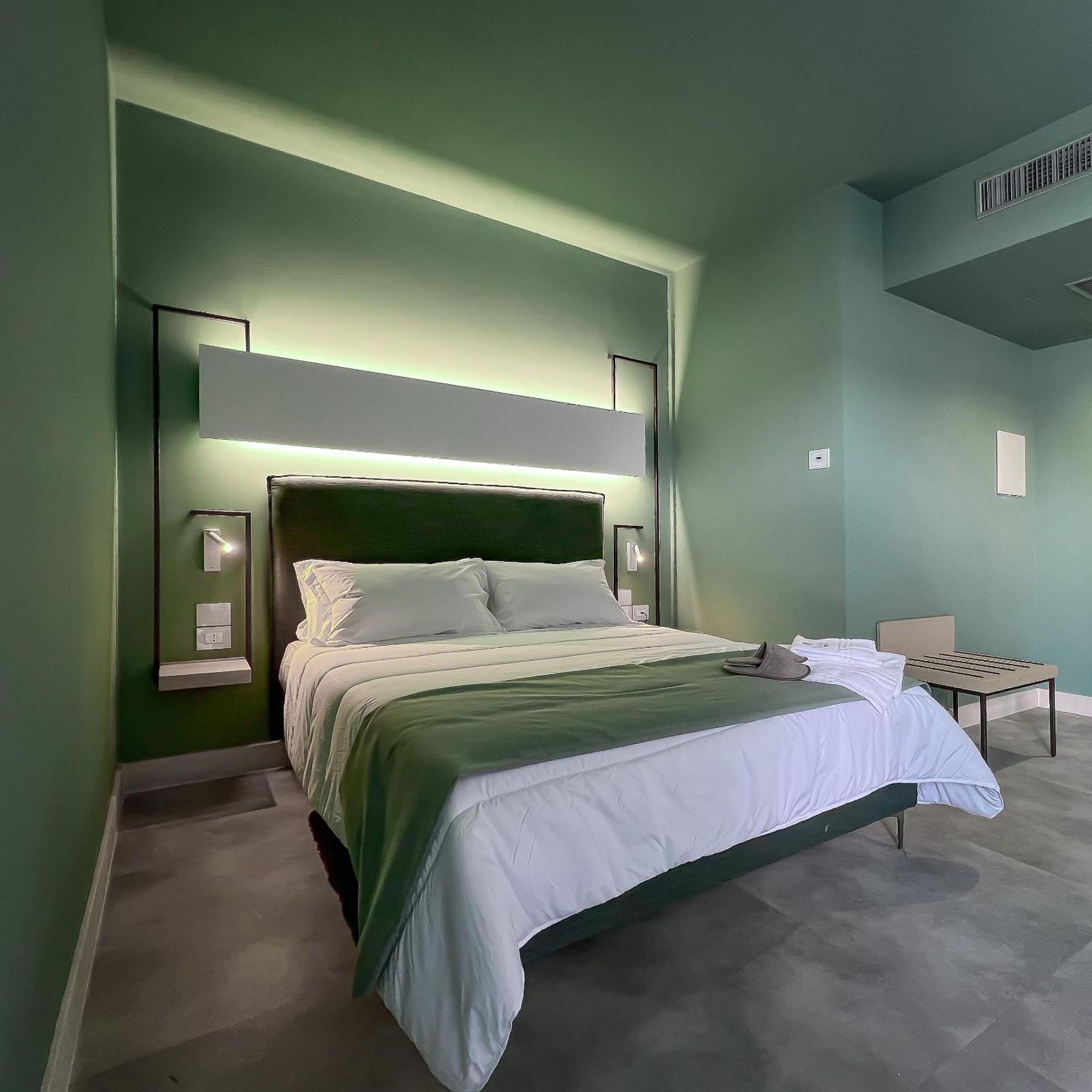 Maiorano Boutique Hotel Manfredonia Bagian luar foto