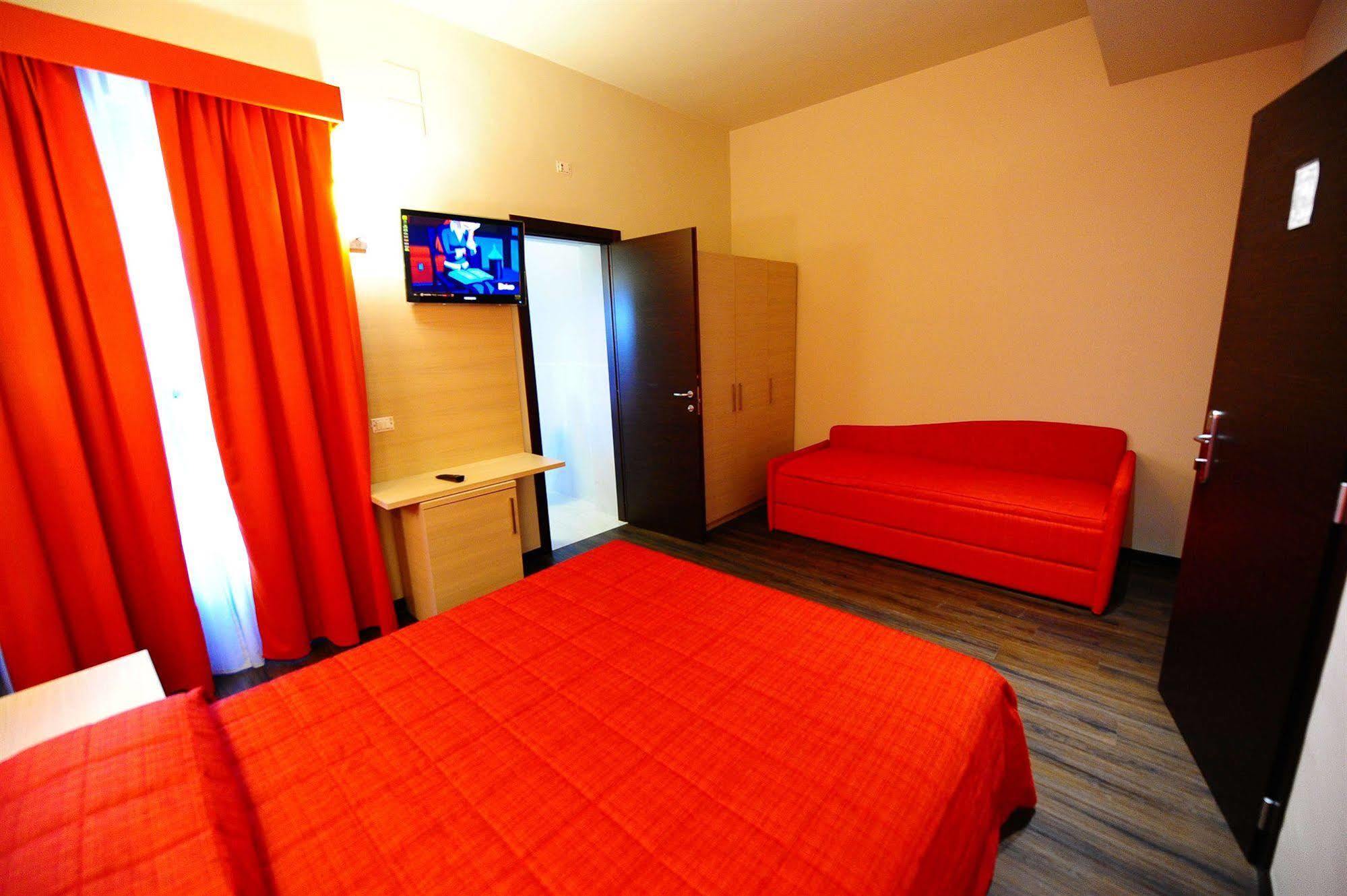 Maiorano Boutique Hotel Manfredonia Bagian luar foto